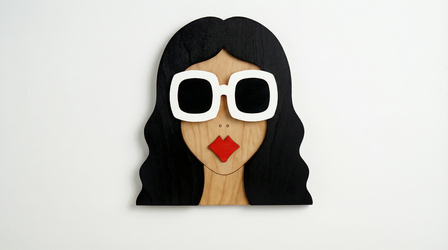 Miss Luna – Wooden Wall Mask